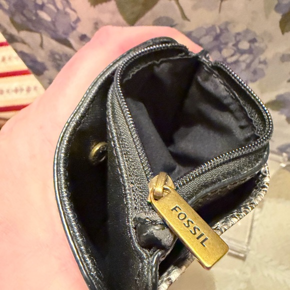 Fossil Snakeskin Patterned Wallet - Cream and Brown EUC - Picture 6 of 7